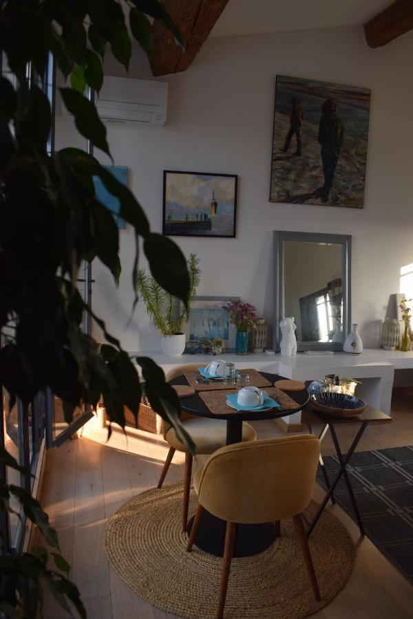 Les Jasmins Bed & Breakfast มาร์เซย็อง ภายนอก รูปภาพ